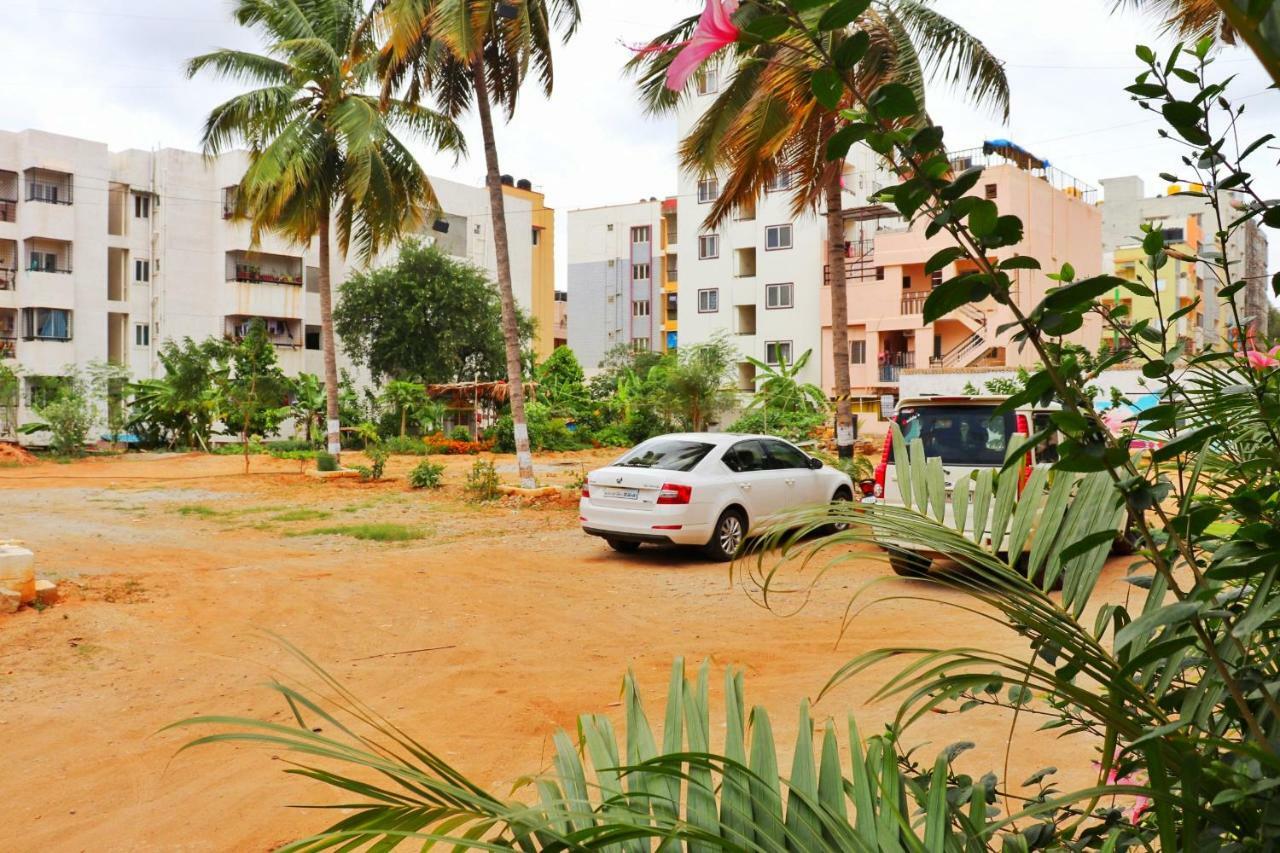 Mapletree Inn Bangalore Exterior foto